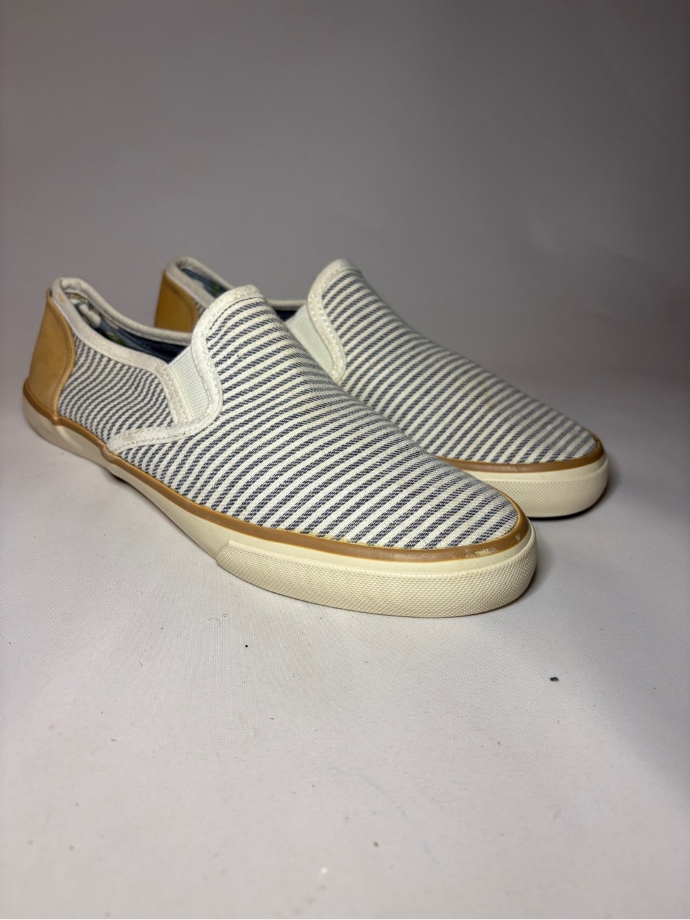 Margaritaville Women's Sailor Striped Canvas Slip-On Sneakers Size 8